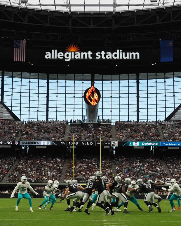 Allegiant vs Miami 21
